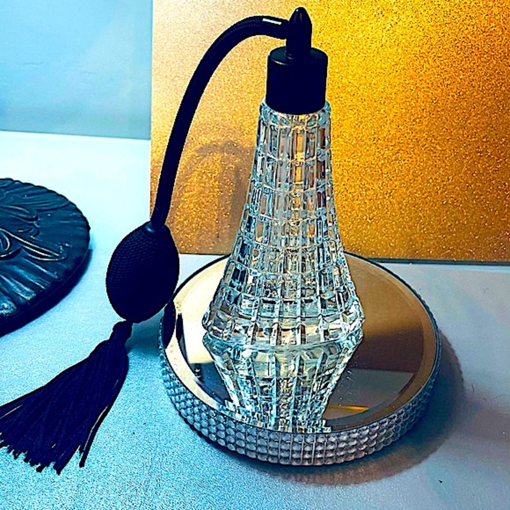 Vintage Crystal Perfume Bottle with spray pump new without tags